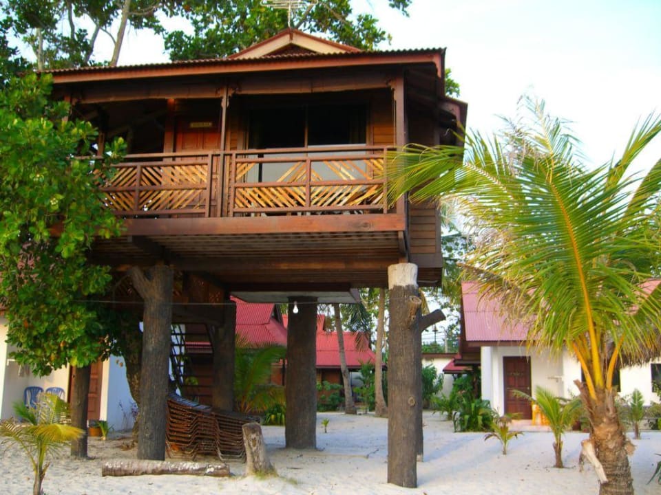 Treetop Bungalow Hotel Malibest Resort
