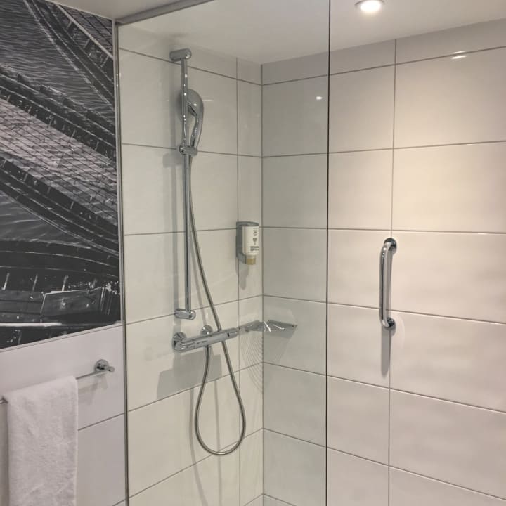 Zimmer ibis Styles Tubingen