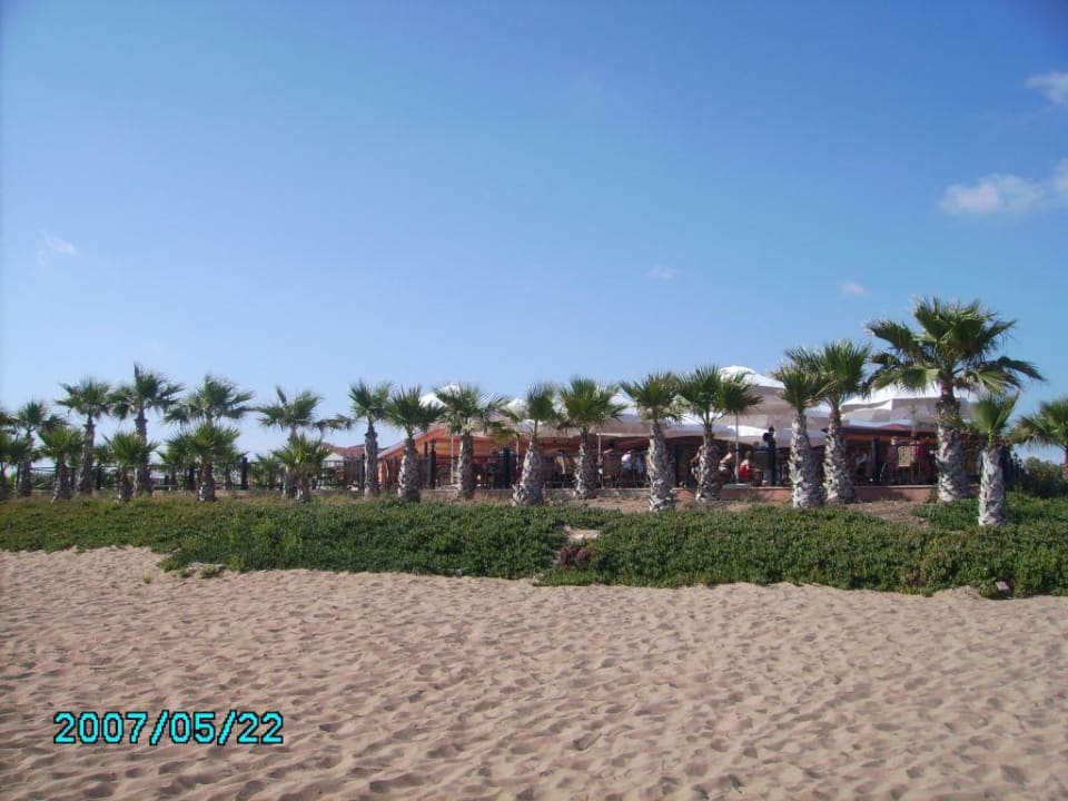 schöner feiner sand Club Grand Side