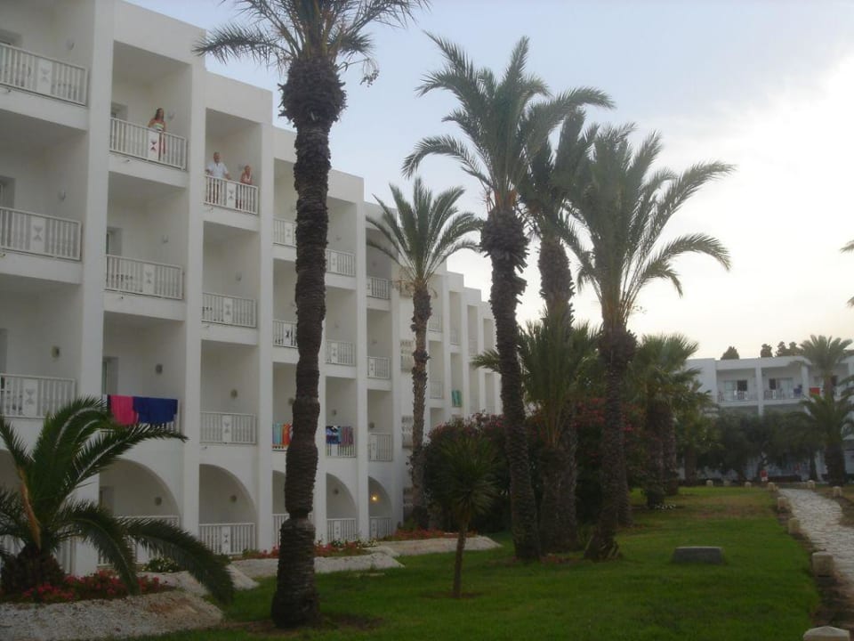 widok na część hotelu Hotel Marhaba Club