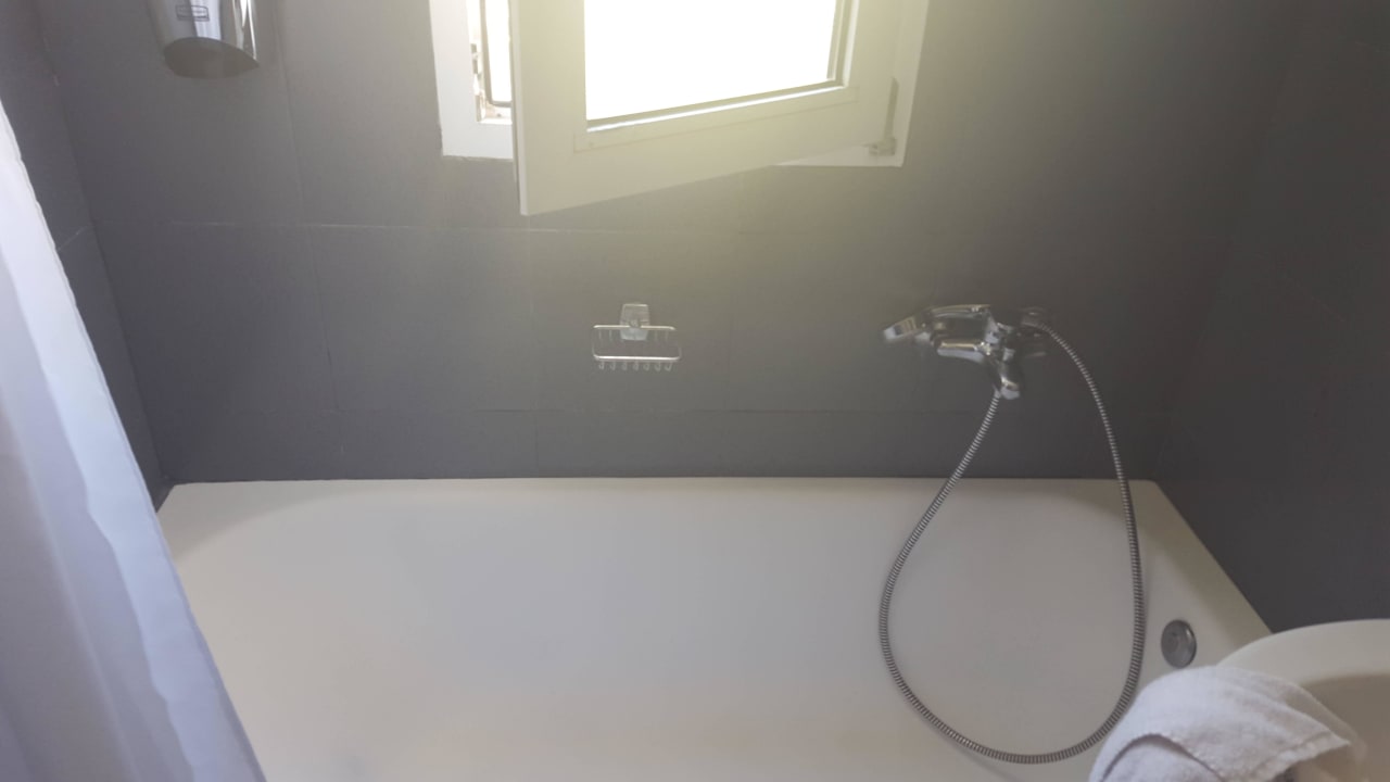 Wanna i prysznic... HARPIN Georgioupolis Resort Aquapark & SPA