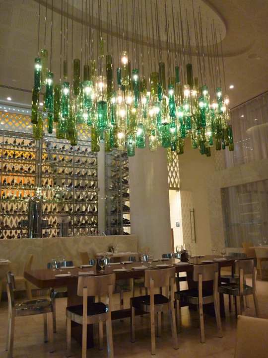 Restaurant "Amici" W Abu Dhabi - Yas Island