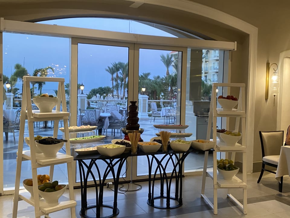 Gastro Premier Le Reve Hotel & Spa