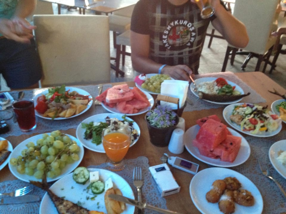 Все было вкусно Club Turtas Beach Hotel