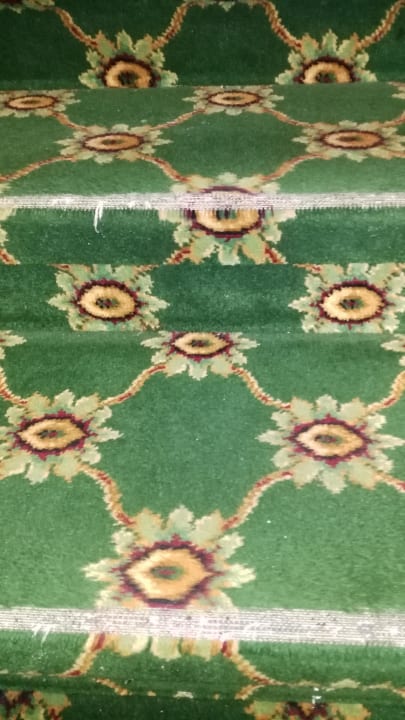 Abgescheuerter Teppich Hotel Astoria