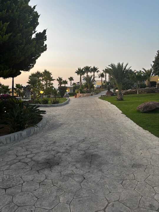 Gartenanlage Hotel Kouros Palace