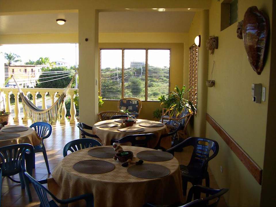 Blick von der Frühstücksterrasse-4 B&B Casa Trudel