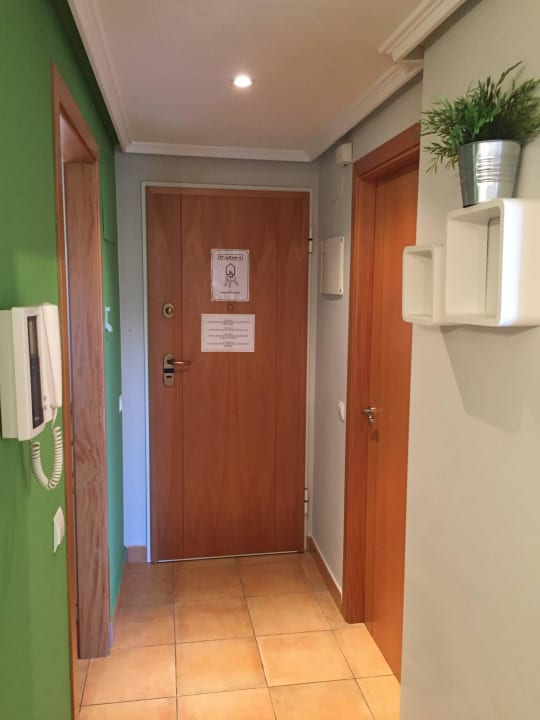 Vorzimmer Apartments Serviden Aquamarina