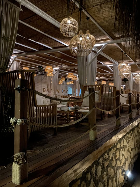 Gastro Rubi Platinum Sign