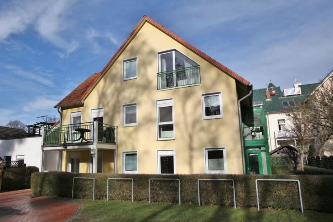 Außenansicht Ostseeallee 32b Ostseeallee 32b Ostseeallee 32b 2-2