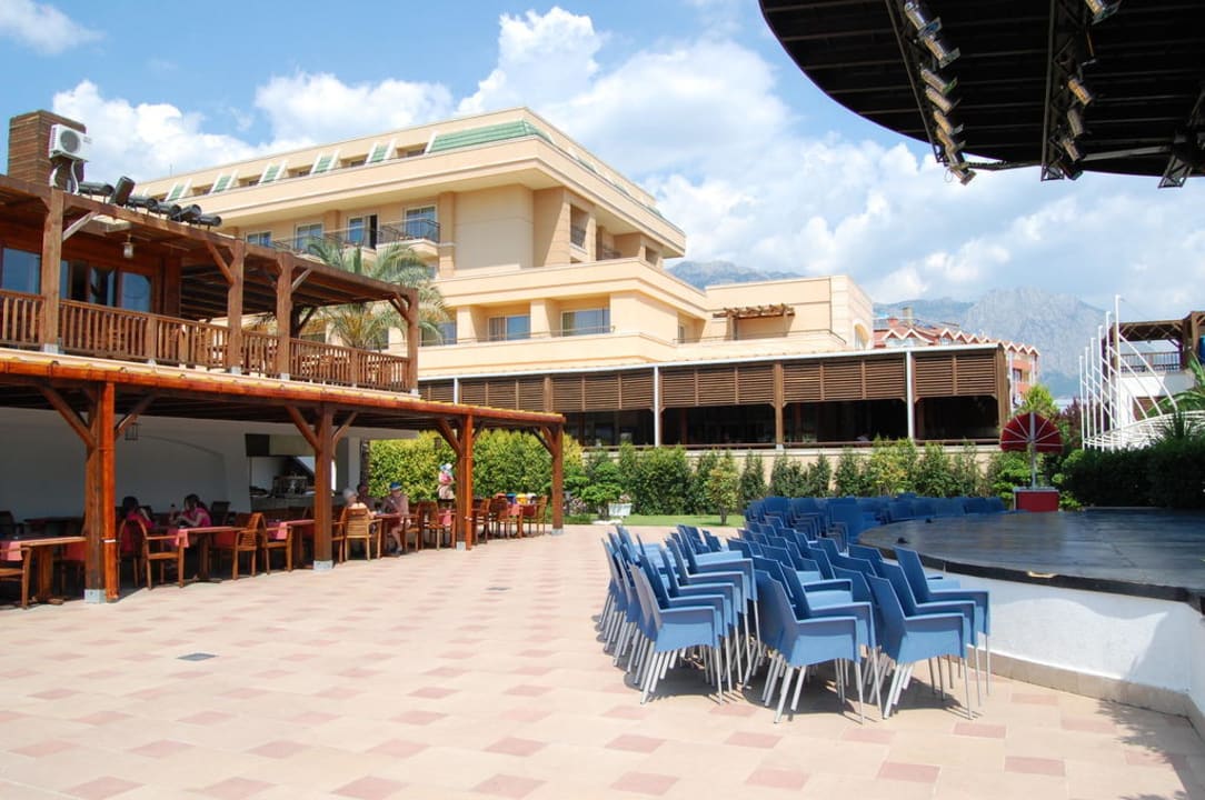 Bar bei Animationsszene Crystal De Luxe Comfort Collection