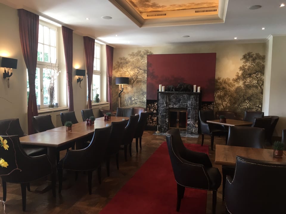 Restaurant Falkenstein Grand, Autograph Collection