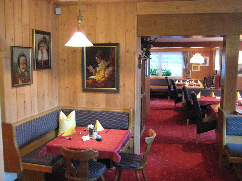 Idyllische Sitzecken Clubdorf See Ischgl