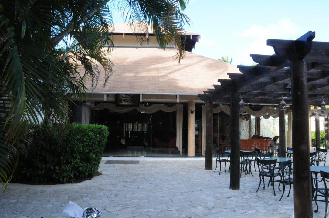 Hemmingway Bar Grand Palladium Select Bávaro Resort & Spa