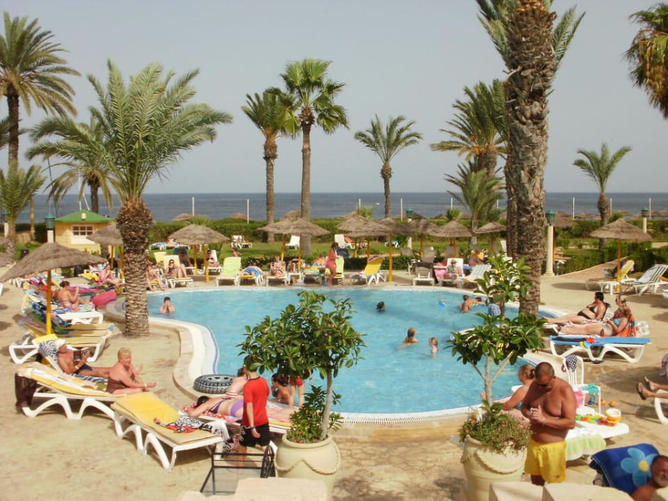 Poolanlage zum Meer Houda Golf & Beach Club