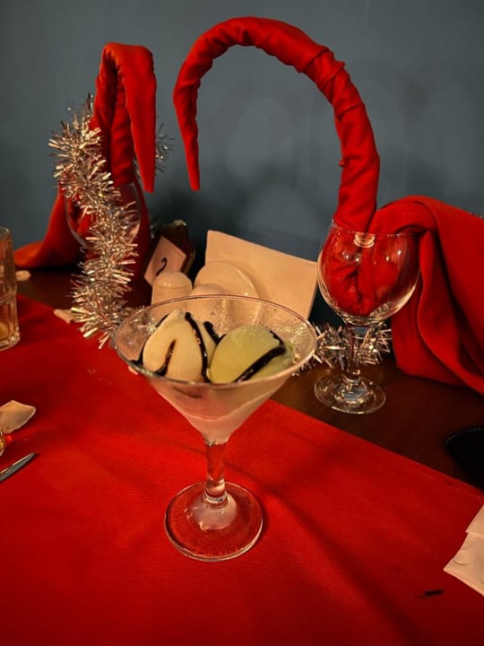 Gastro Dream World Palace Hotel