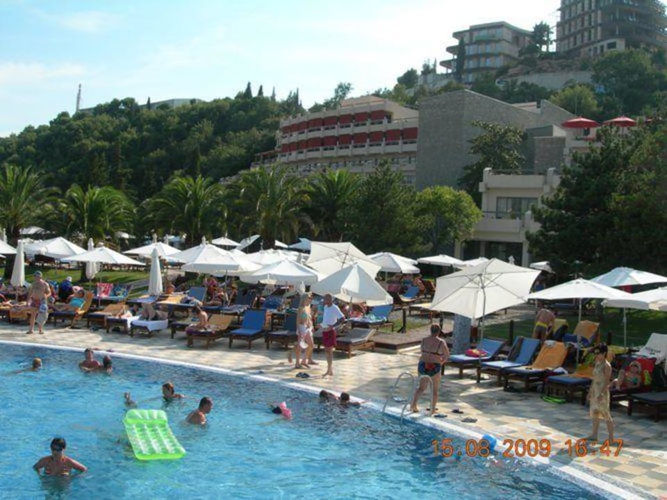 Basen Iberostar Waves Bellevue