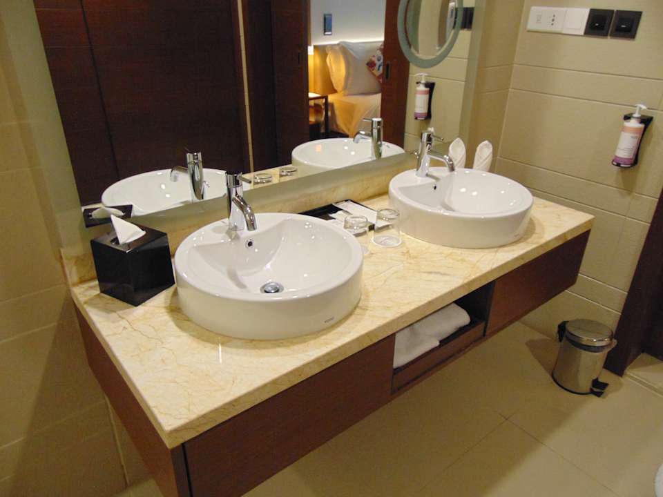 Zimmer Movenpick Hotel & Convention Centre KLIA