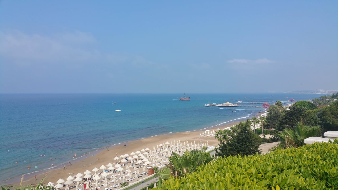 Strand Melas Resort Hotel