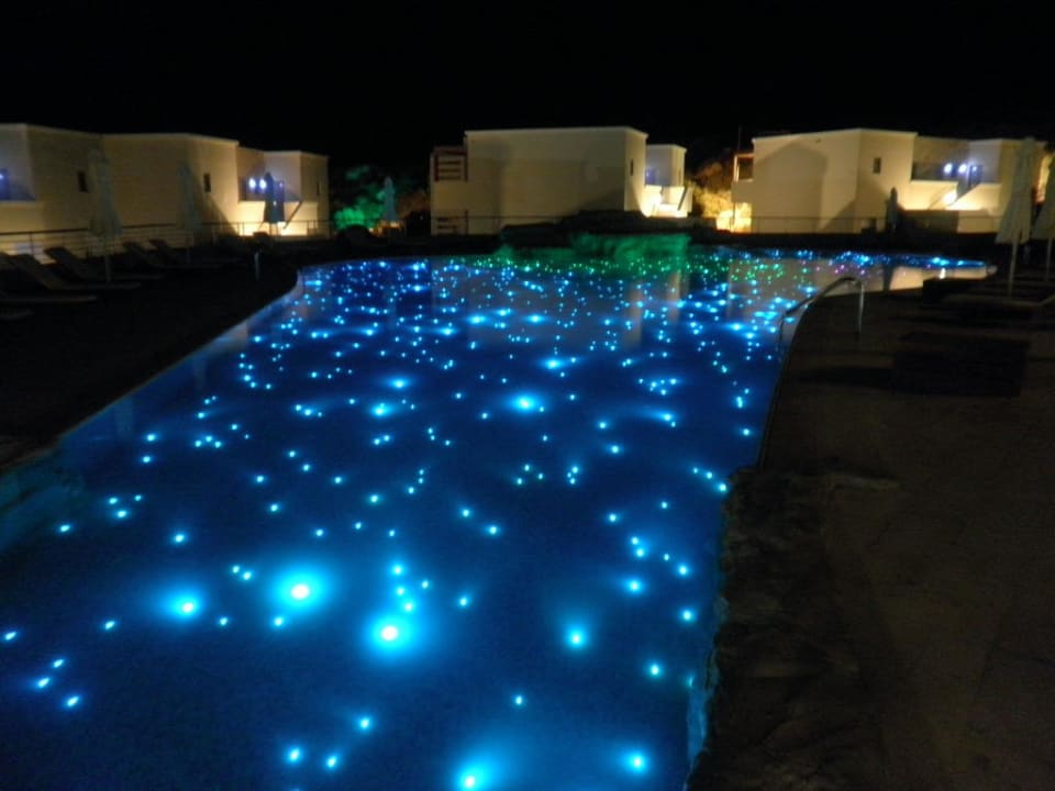 Pool SENTIDO Port Royal Villas & Spa