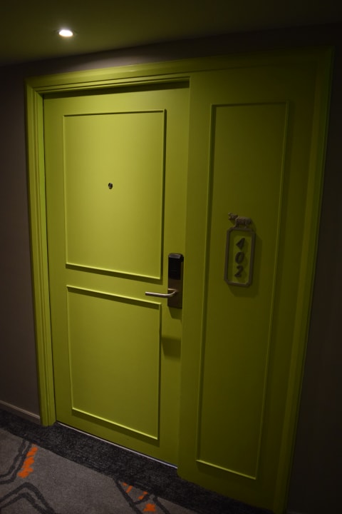 Zimmertür ibis Styles Bangkok Khaosan Viengtai