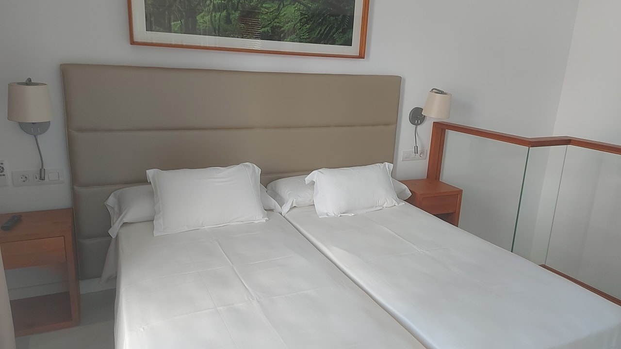 Zimmer Parque Santiago III Official
