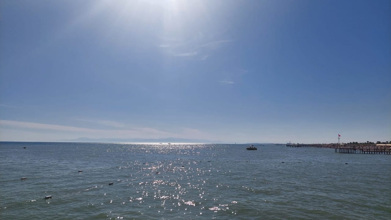 Strand Sunrise Resort Hotel