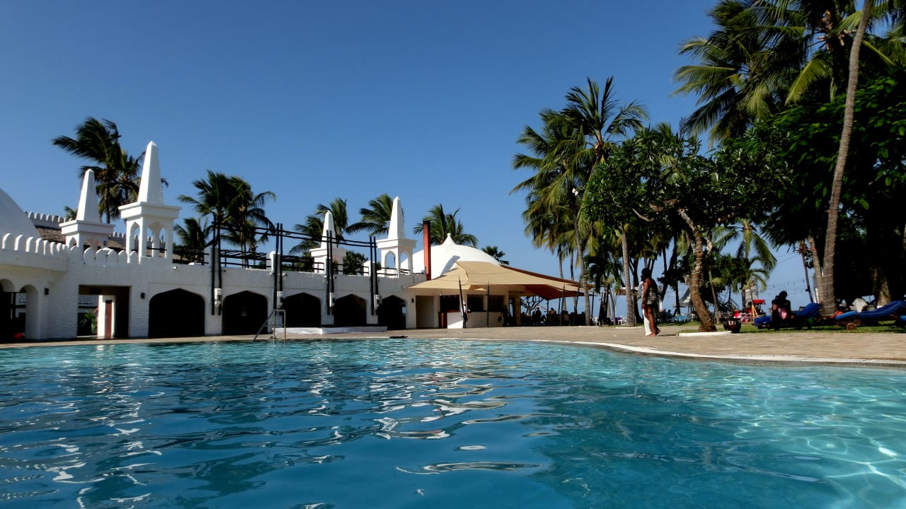 Gastro Hotel Southern Palms Beach Resort