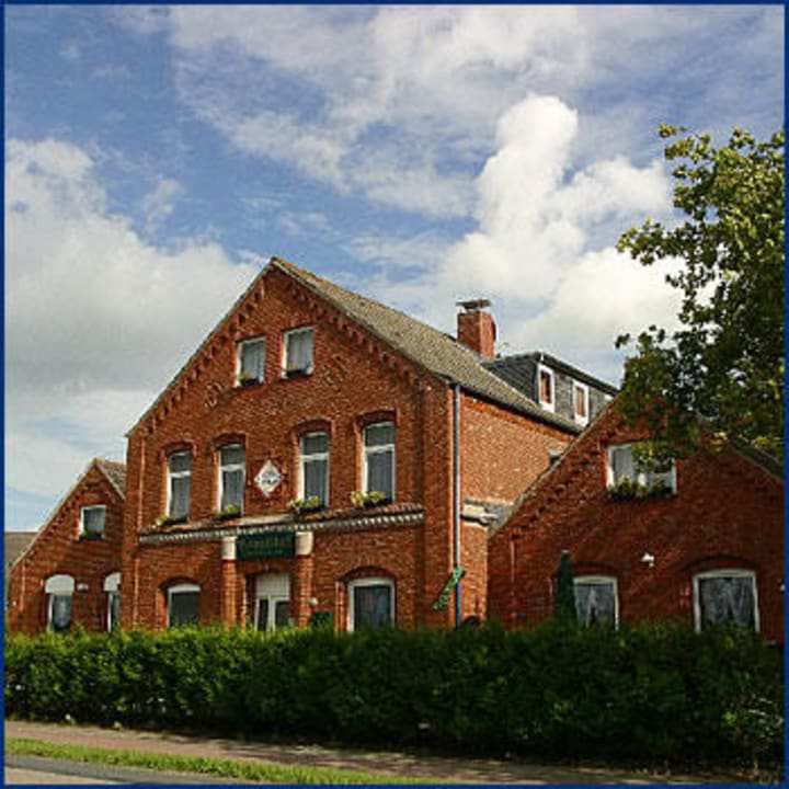 aussen Hotel Garni Landhaus Uttum