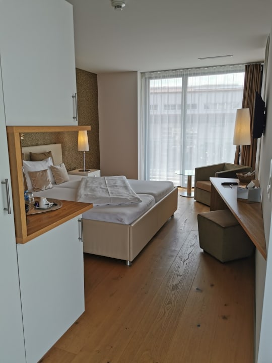 Zimmer HOTEL AVA