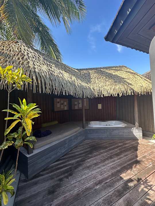 Zimmer Kuredu Island Resort & Spa