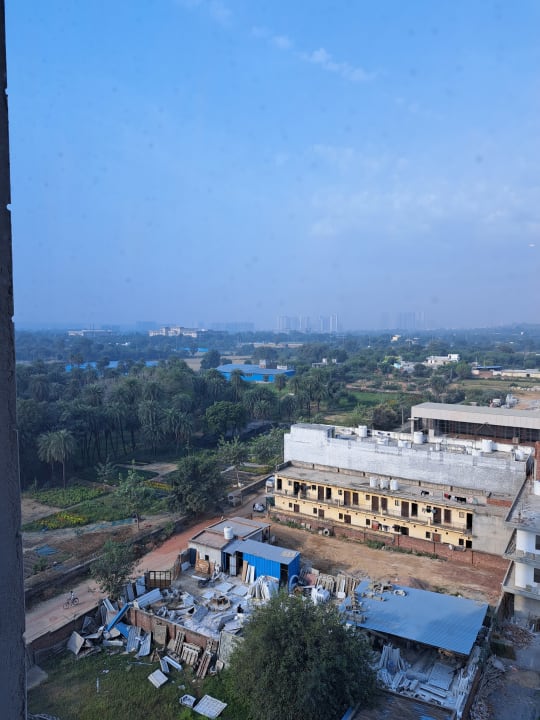 Ausblick Golden Tulip Suites Gurgaon