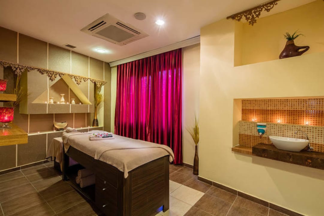 Massage Room Selge Beach Resort