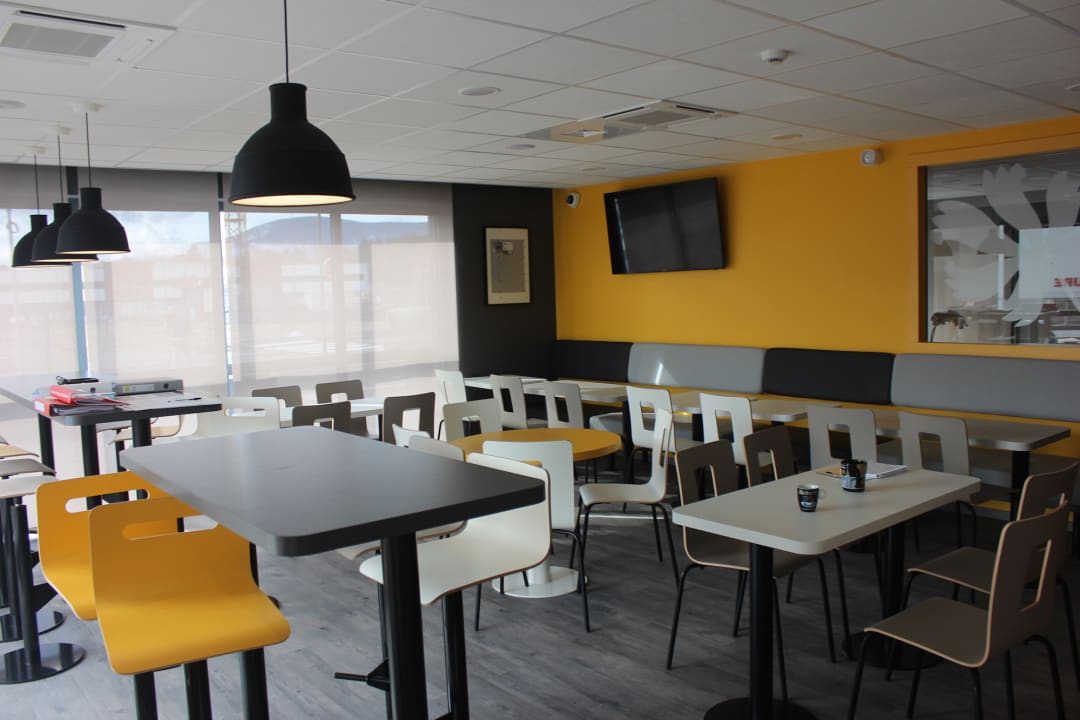 Restaurant Premiere Classe Obernai Centre Gare