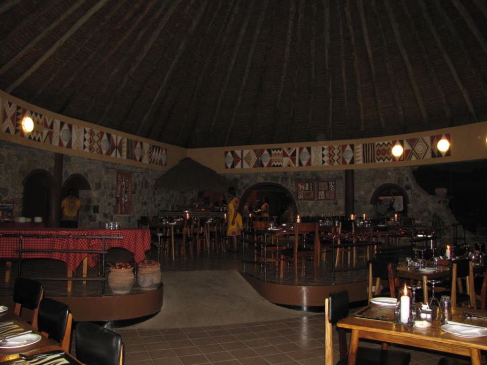 Offenes Restaurant Tarangire Safari Lodge