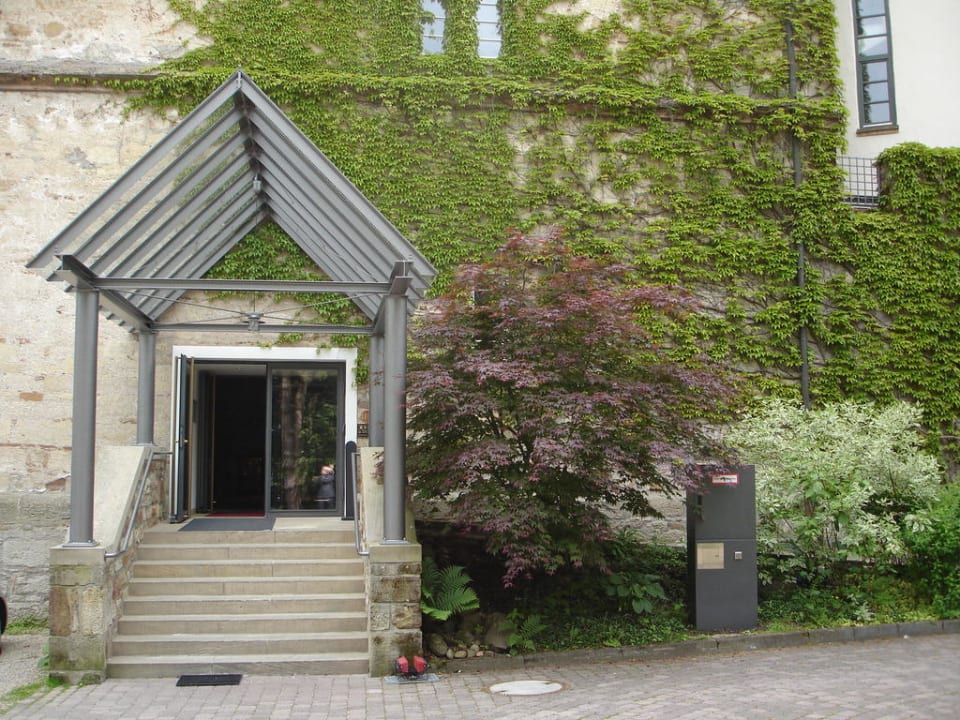 Eingang Hotel Schloss Waldeck