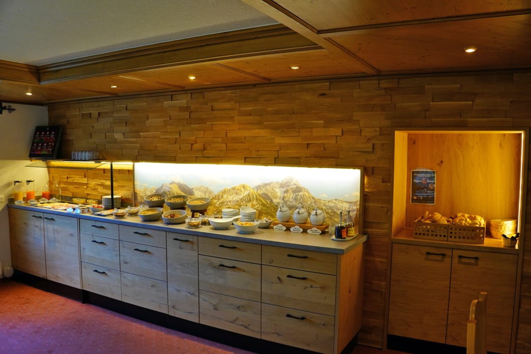 Gastro Gästehaus Tannegg