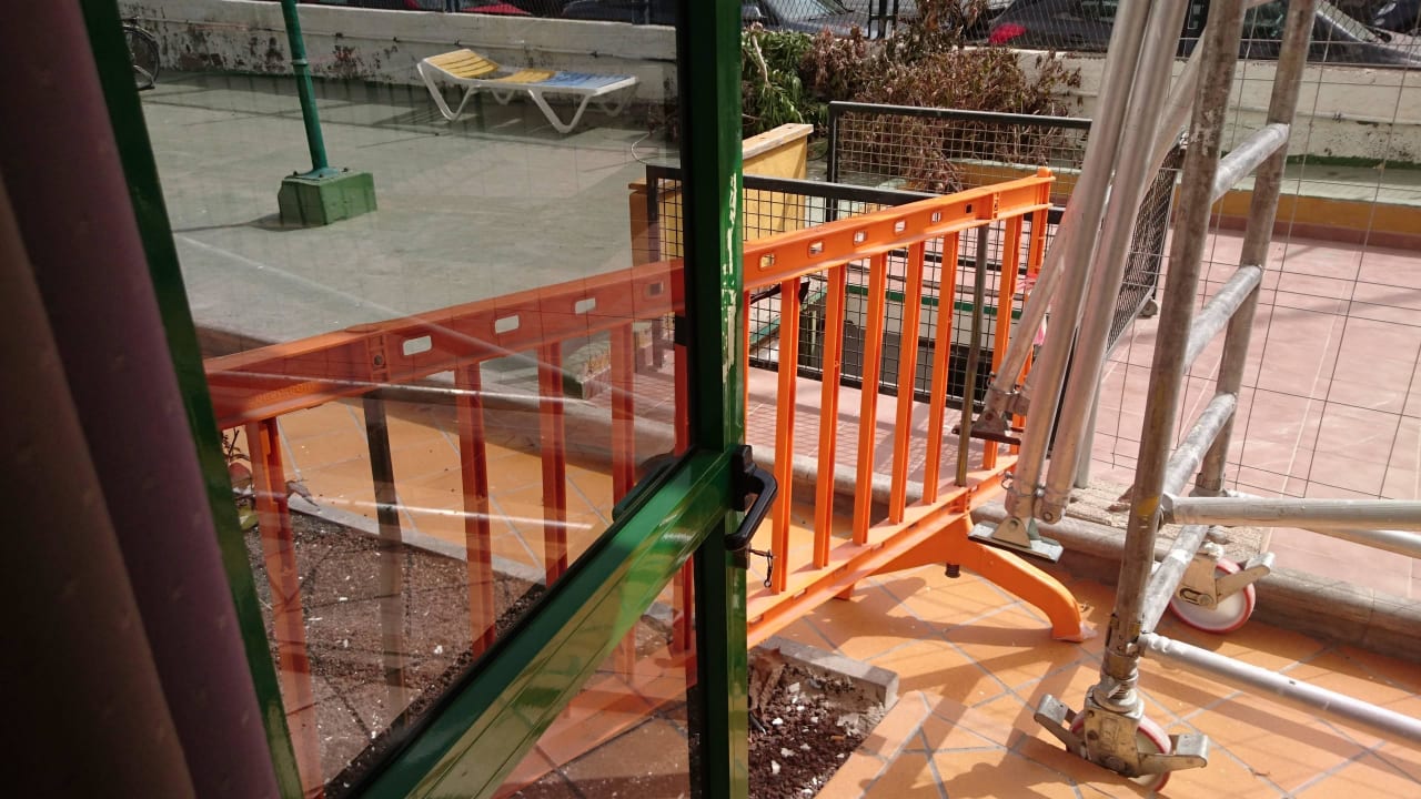 Baustelle drei Tage Apartamentos Las Faluas