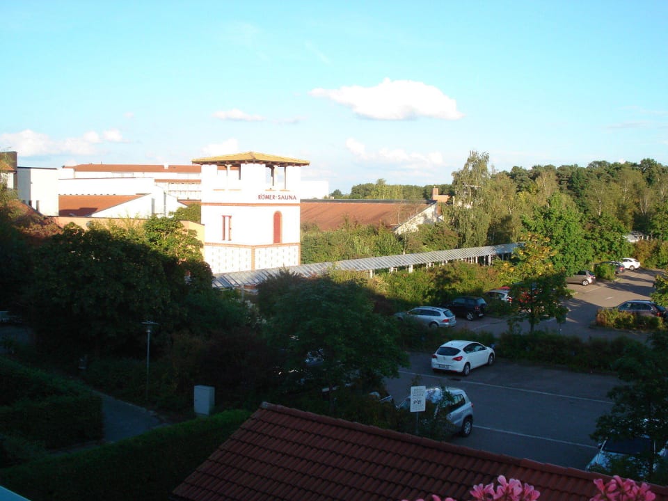 Blick zur Therme Hotel Fortuna - Appartements im Hotel Centurio