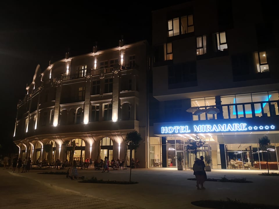 Außenansicht Hotel Miramare