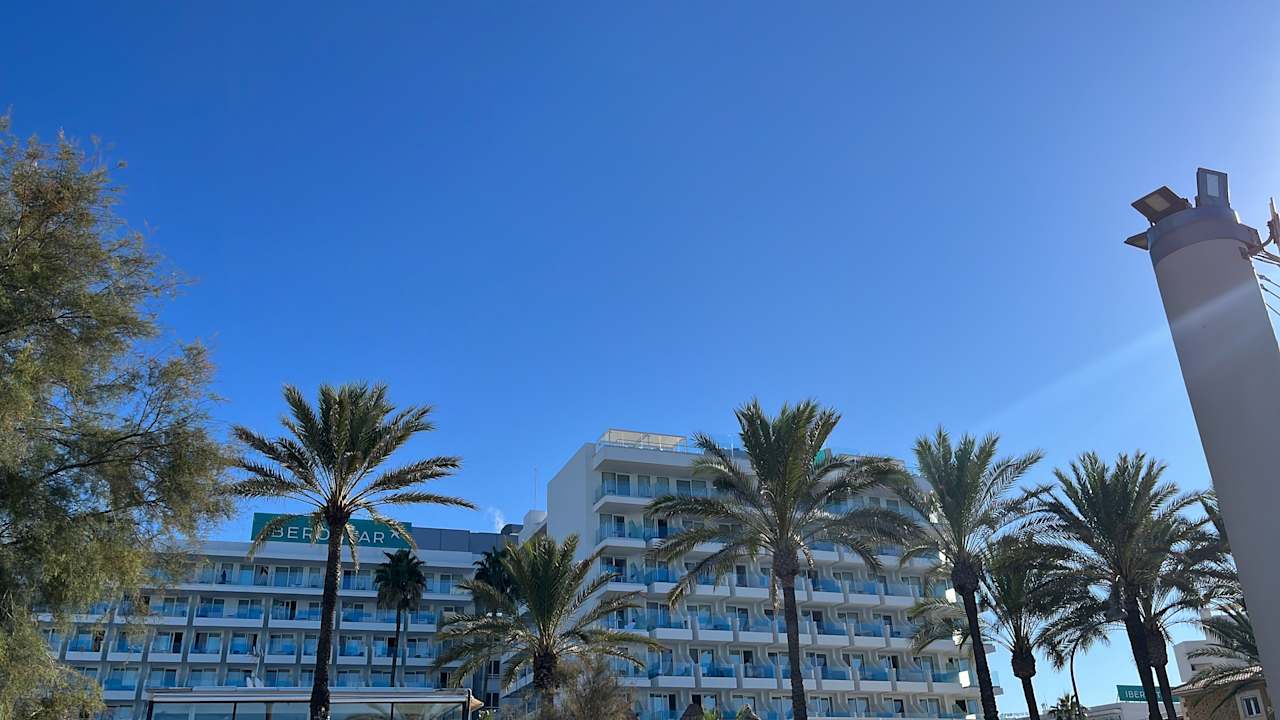 Außenansicht Iberostar Waves Bahia de Palma