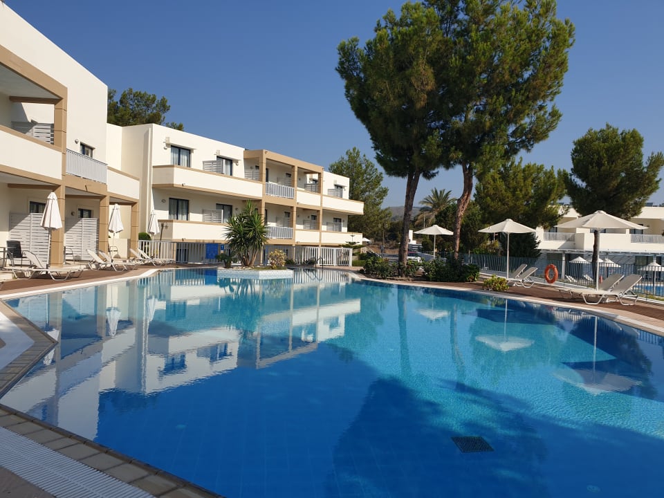 Pool alltoura Club Hotel Kiotari Miraluna
