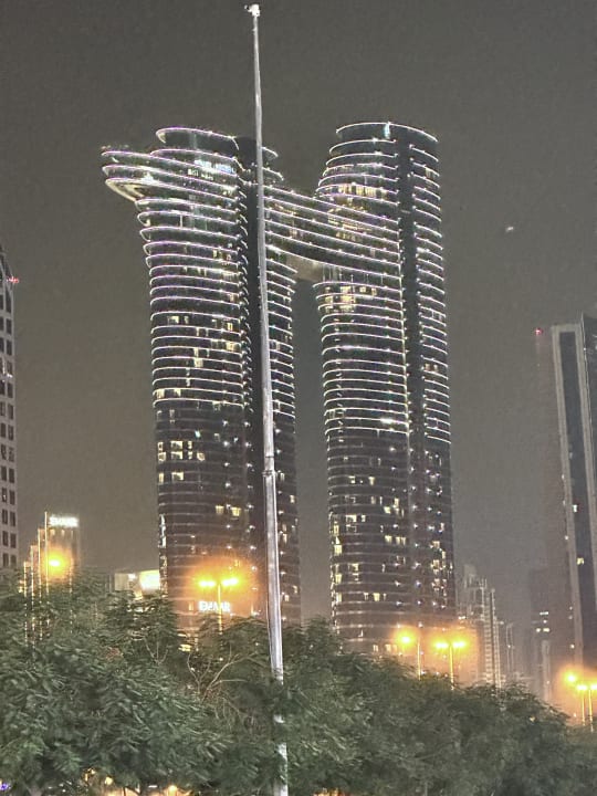 Ausblick Rose Rayhaan by Rotana