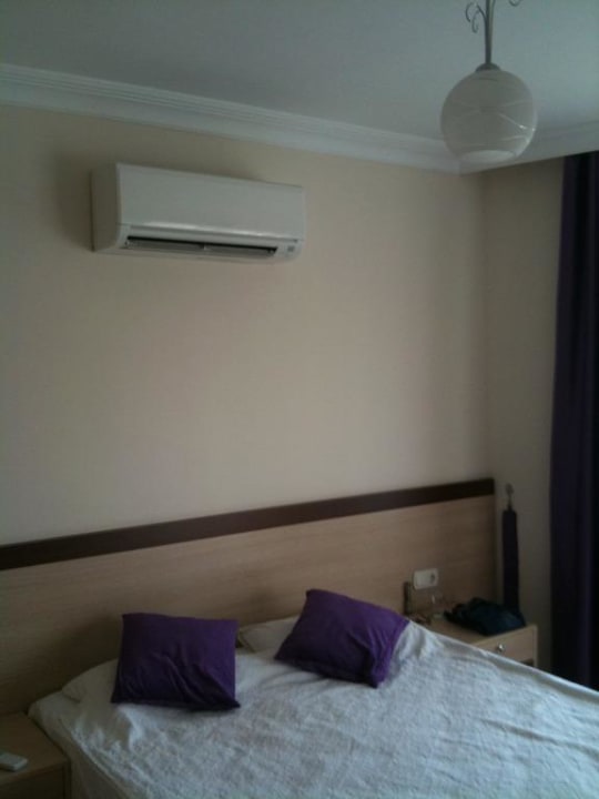 Schlafzimmer groß Hotel Sirma