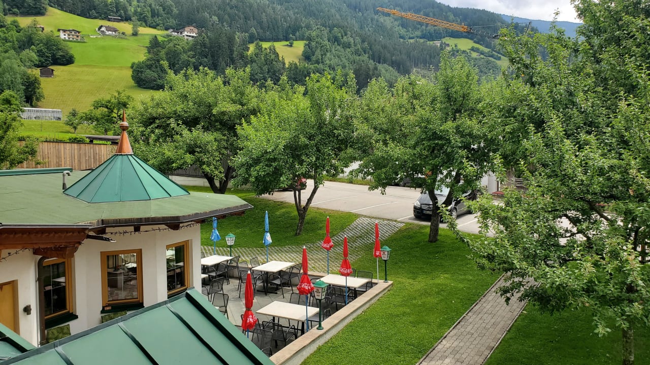 Gartenanlage Pension Schmiedhof