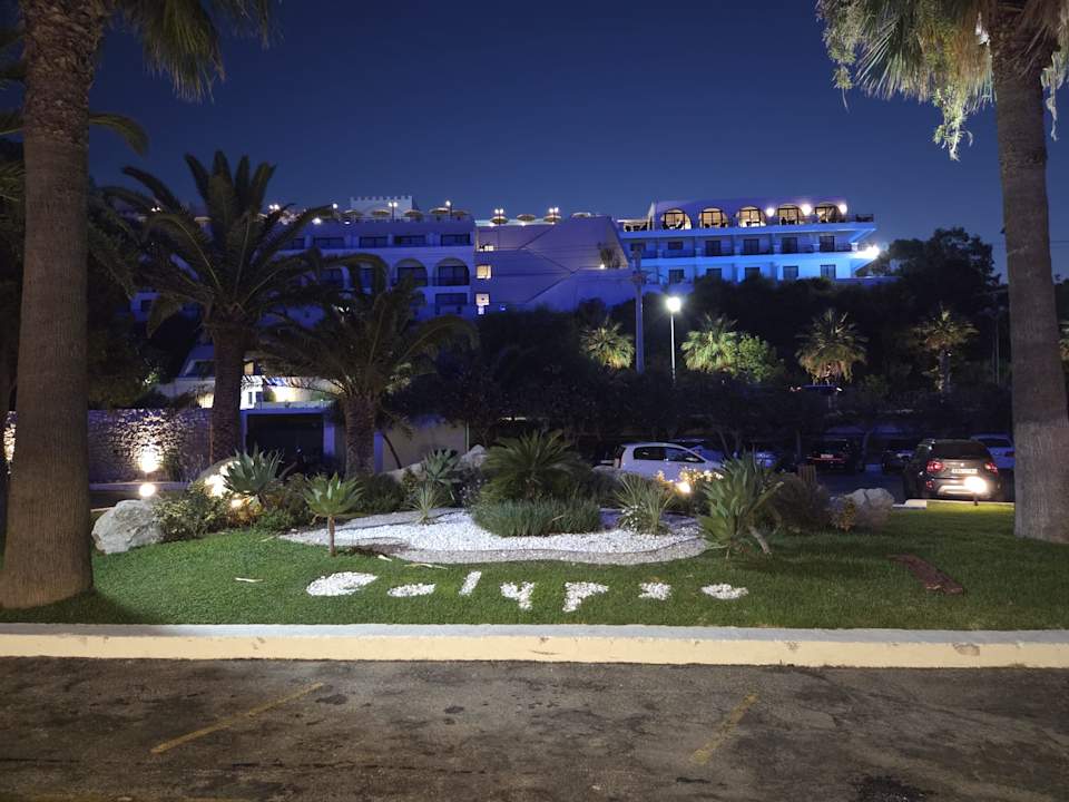 Außenansicht Hotel Calypso Beach