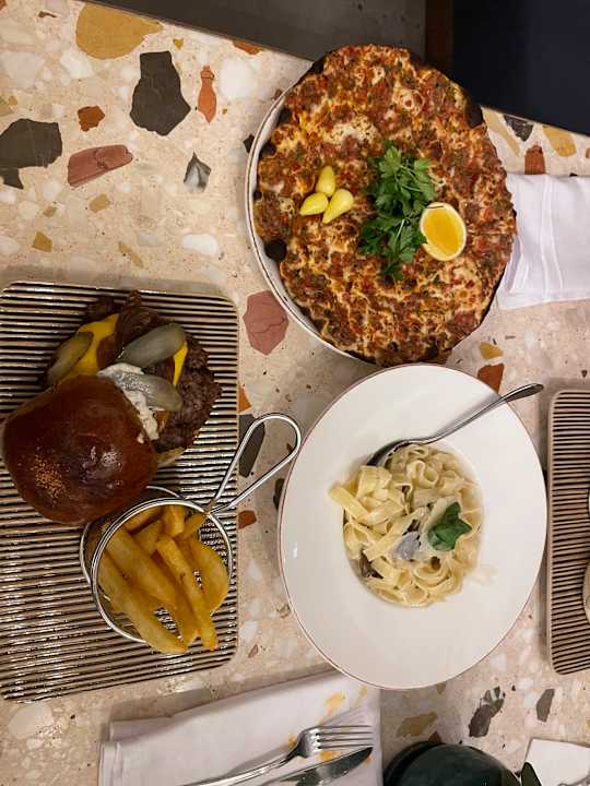 Gastro Lara Barut Collection