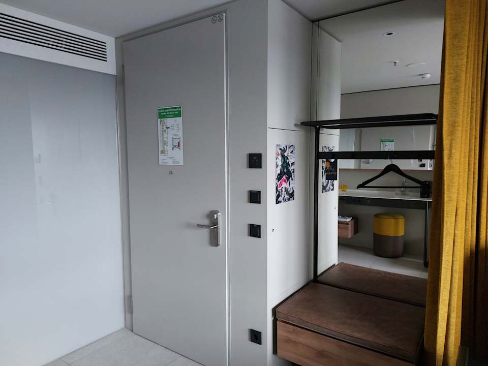 Zimmer b'mine Hotel Frankfurt Airport