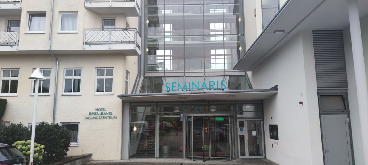 Außenansicht Seminaris Hotel Bad Boll