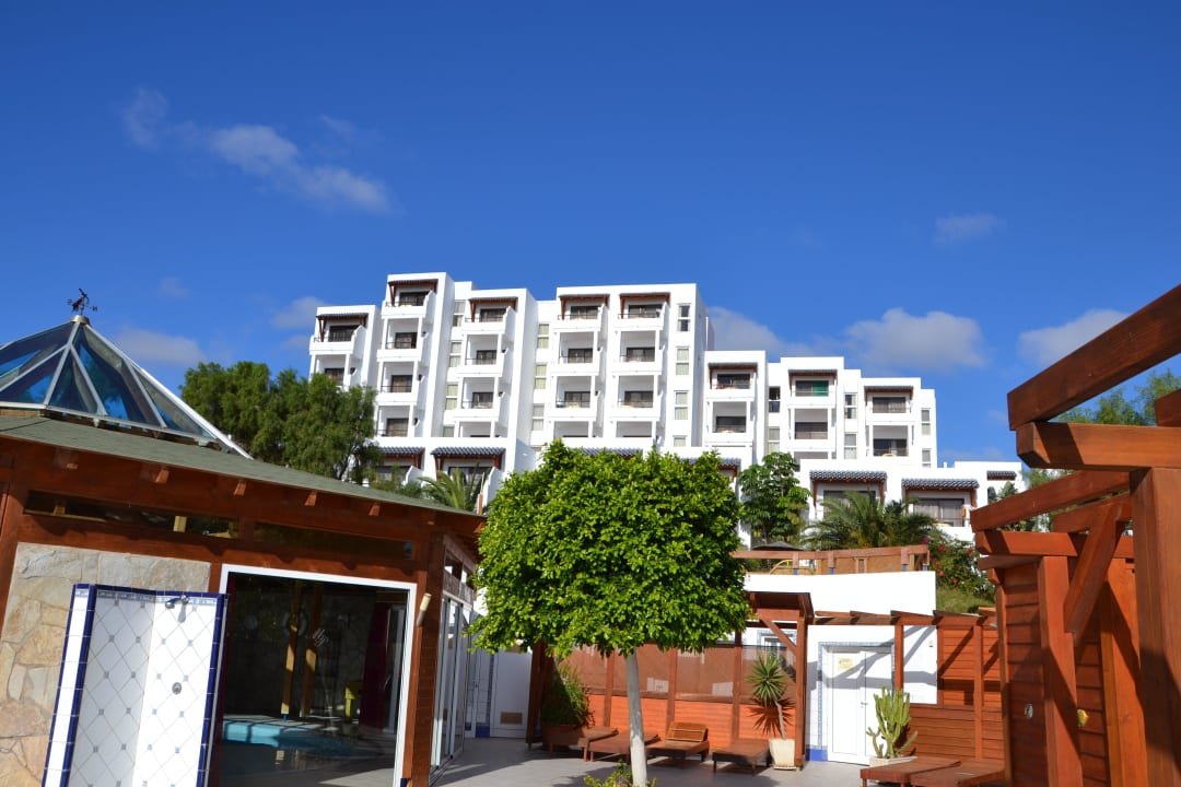 Poolanlage II - Innenteil Marina Playa Suite Hotel